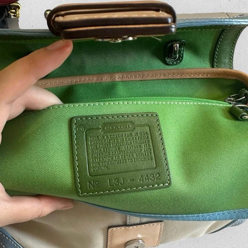 Authentic Vintage Coach 2004 Daisy Satchel Bag